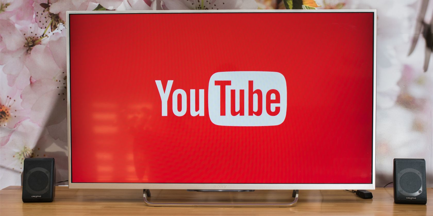 youtube logo on tv screen